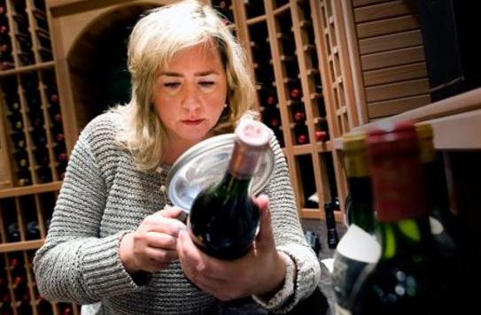 著名的葡萄酒鑒定專家Maureen Downey